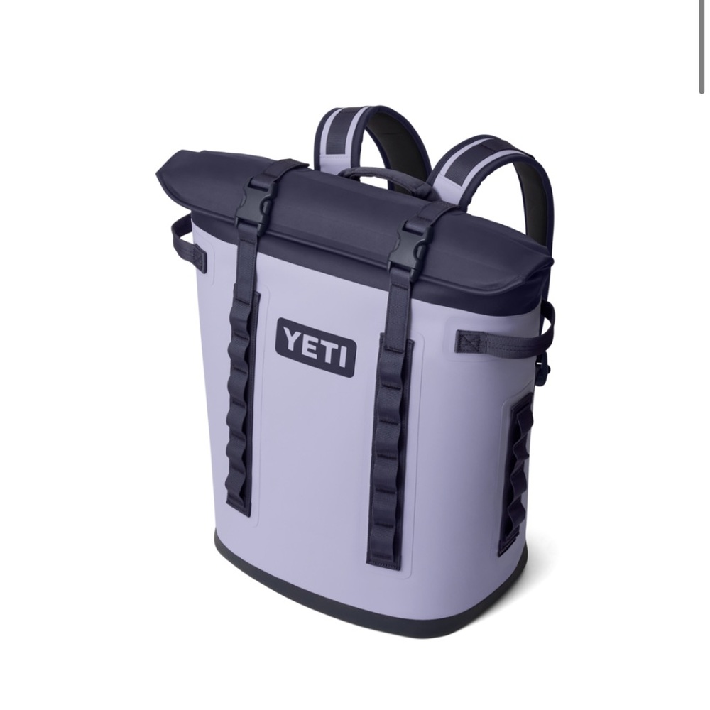 YETI M20 Cosmic Lilac Backpack Cooler